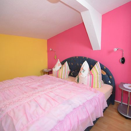 Holiday Home In Neustadt Am Rennsteig With Pond Екстер'єр фото