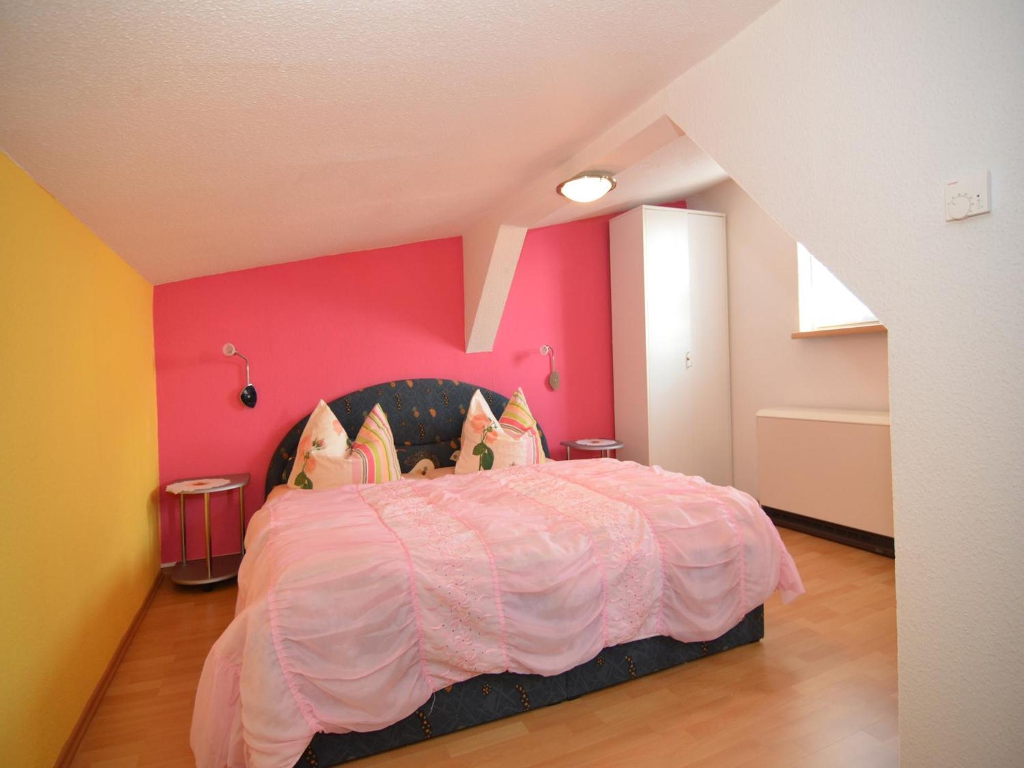 Holiday Home In Neustadt Am Rennsteig With Pond Екстер'єр фото
