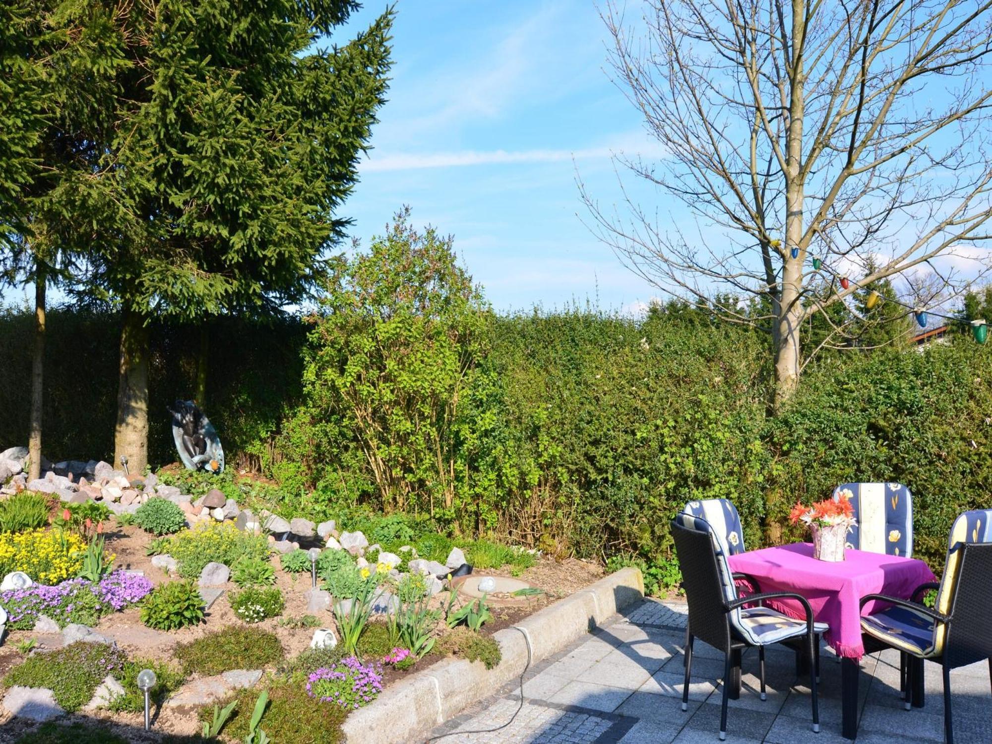 Holiday Home In Neustadt Am Rennsteig With Pond Екстер'єр фото