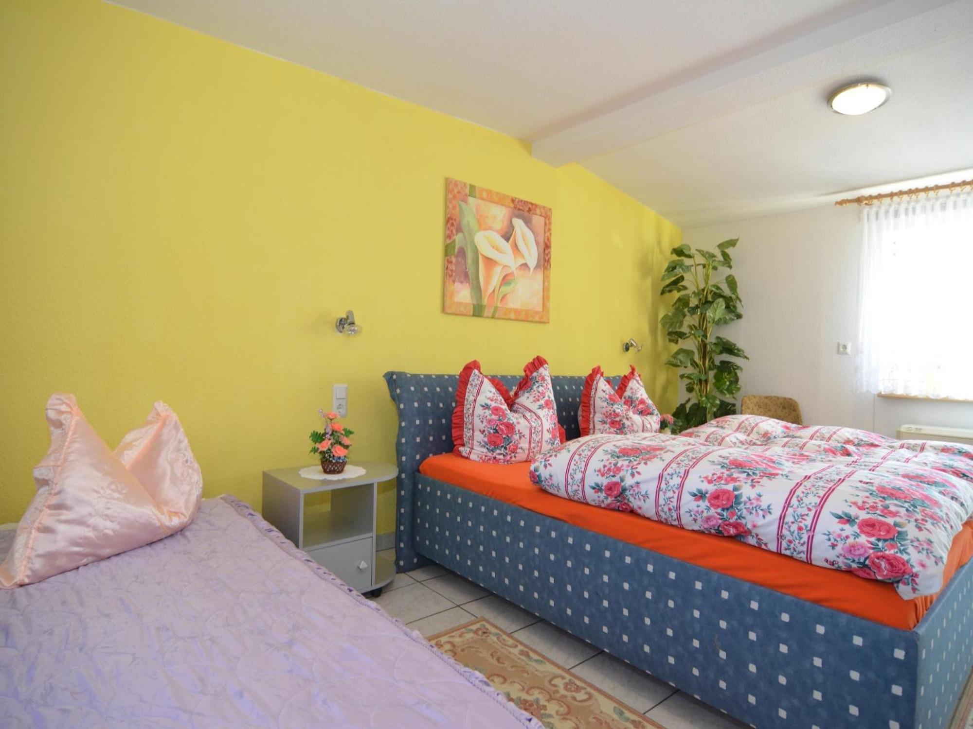 Holiday Home In Neustadt Am Rennsteig With Pond Екстер'єр фото