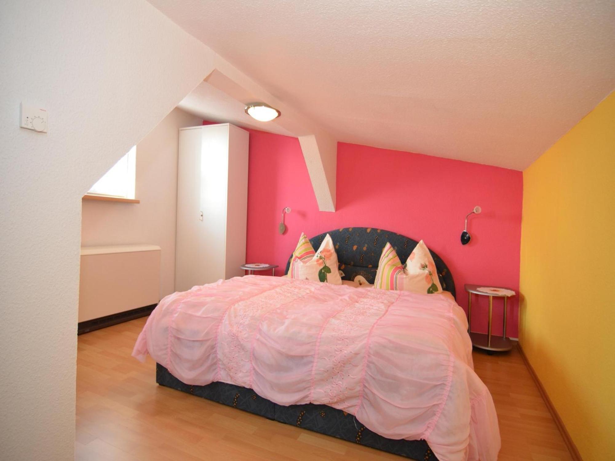 Holiday Home In Neustadt Am Rennsteig With Pond Екстер'єр фото