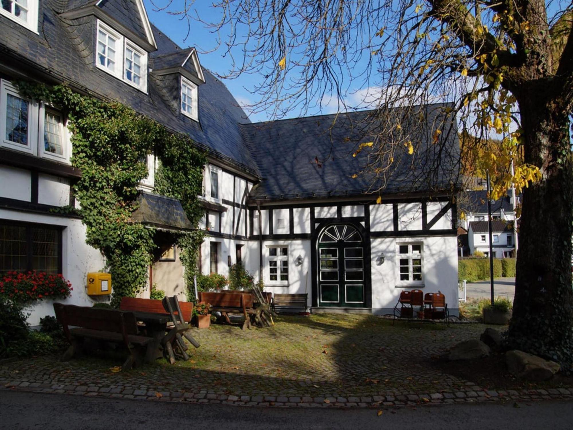 Holiday Home In Neustadt Am Rennsteig With Pond Екстер'єр фото