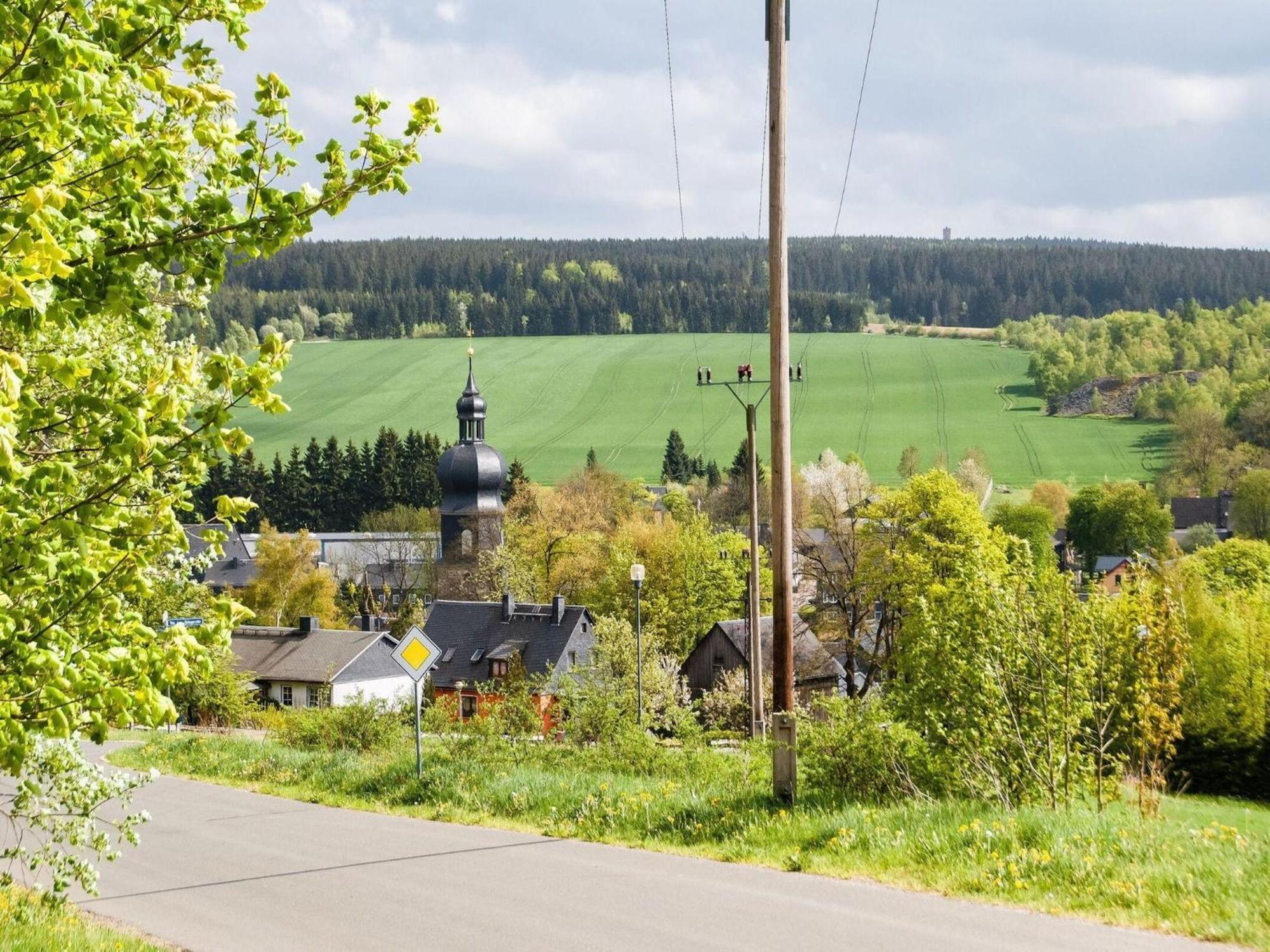 Holiday Home In Neustadt Am Rennsteig With Pond Екстер'єр фото
